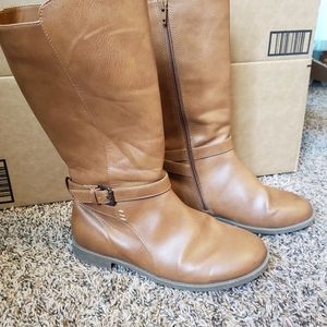Youth size 5 tall boots